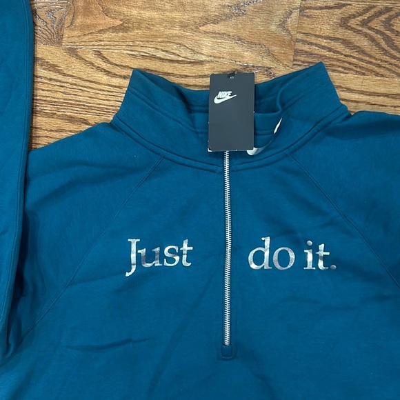 Sweater hoodie Nike new size 1x women - Picture 2 of 3